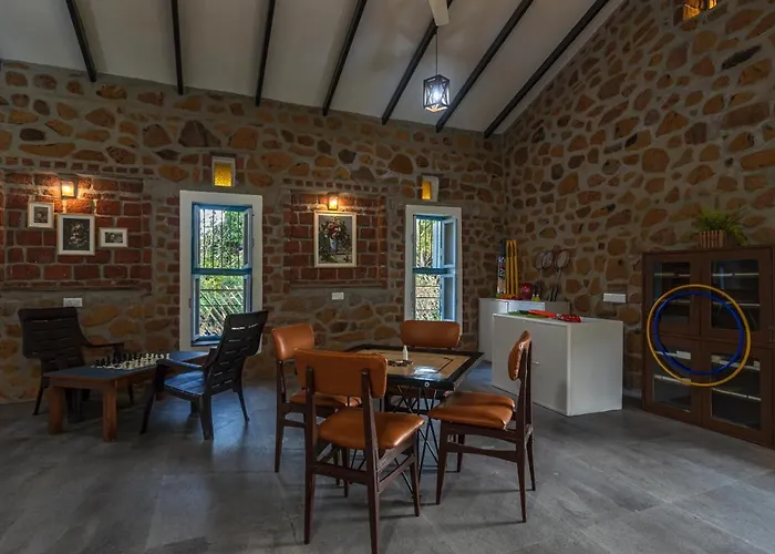 Saffronstays Lake House Marigold - 4 Individual Cottages With Plunge Pools Near Sula Vineyard, Nashik